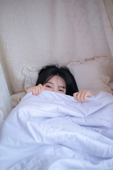 比基尼美女